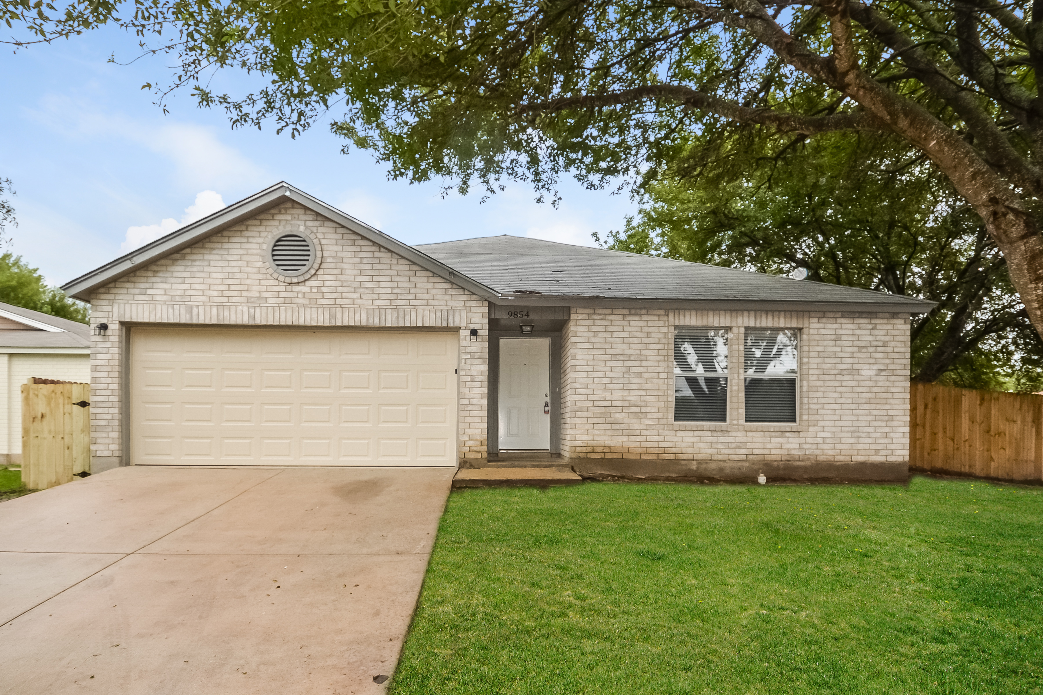 9854 Raven Field Dr San Antonio, TX 78245